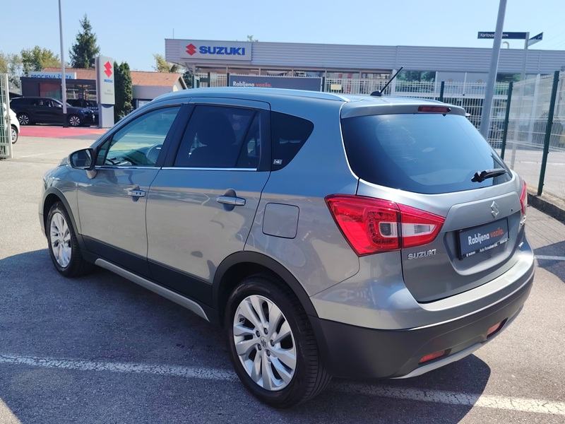 Suzuki SX4 S-Cross 1,4 4WD PREMIUM (GL+), fotografija 2