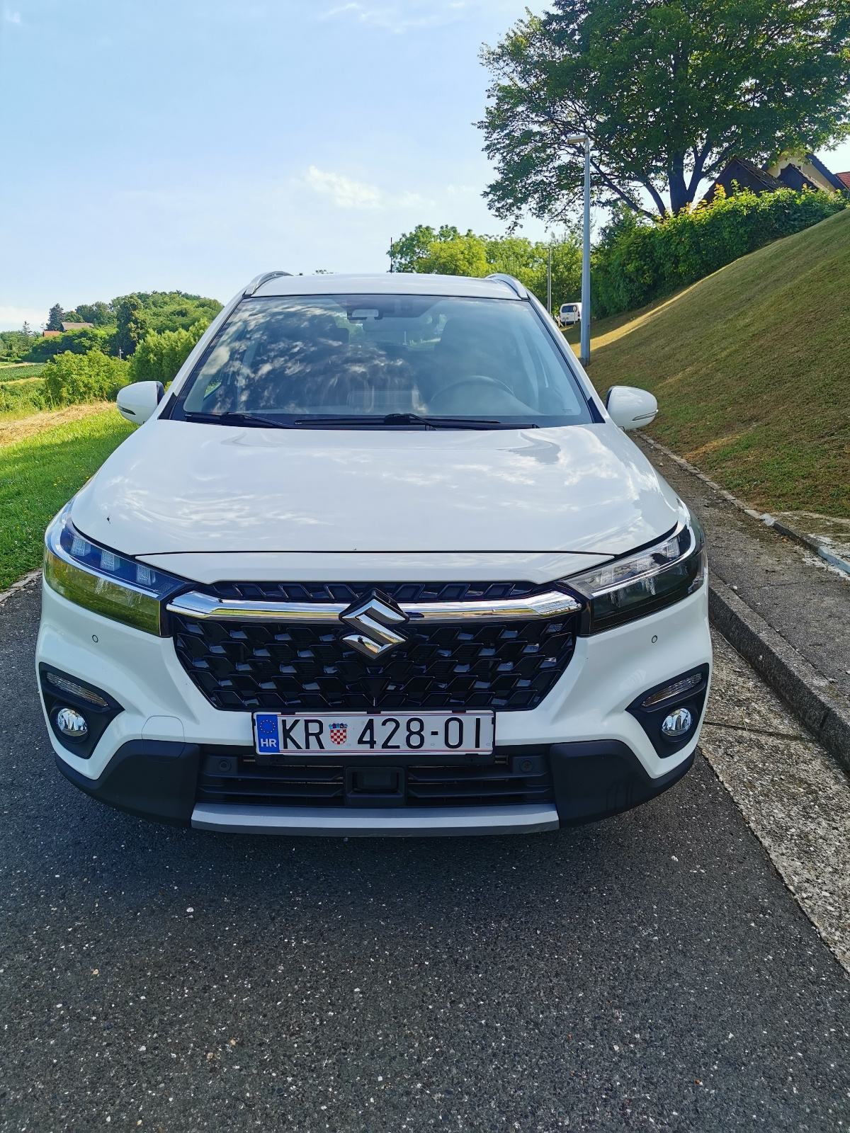 Suzuki SX4 S-Cross 1,4 automatik 4x4 *71600 km*, fotografija 2