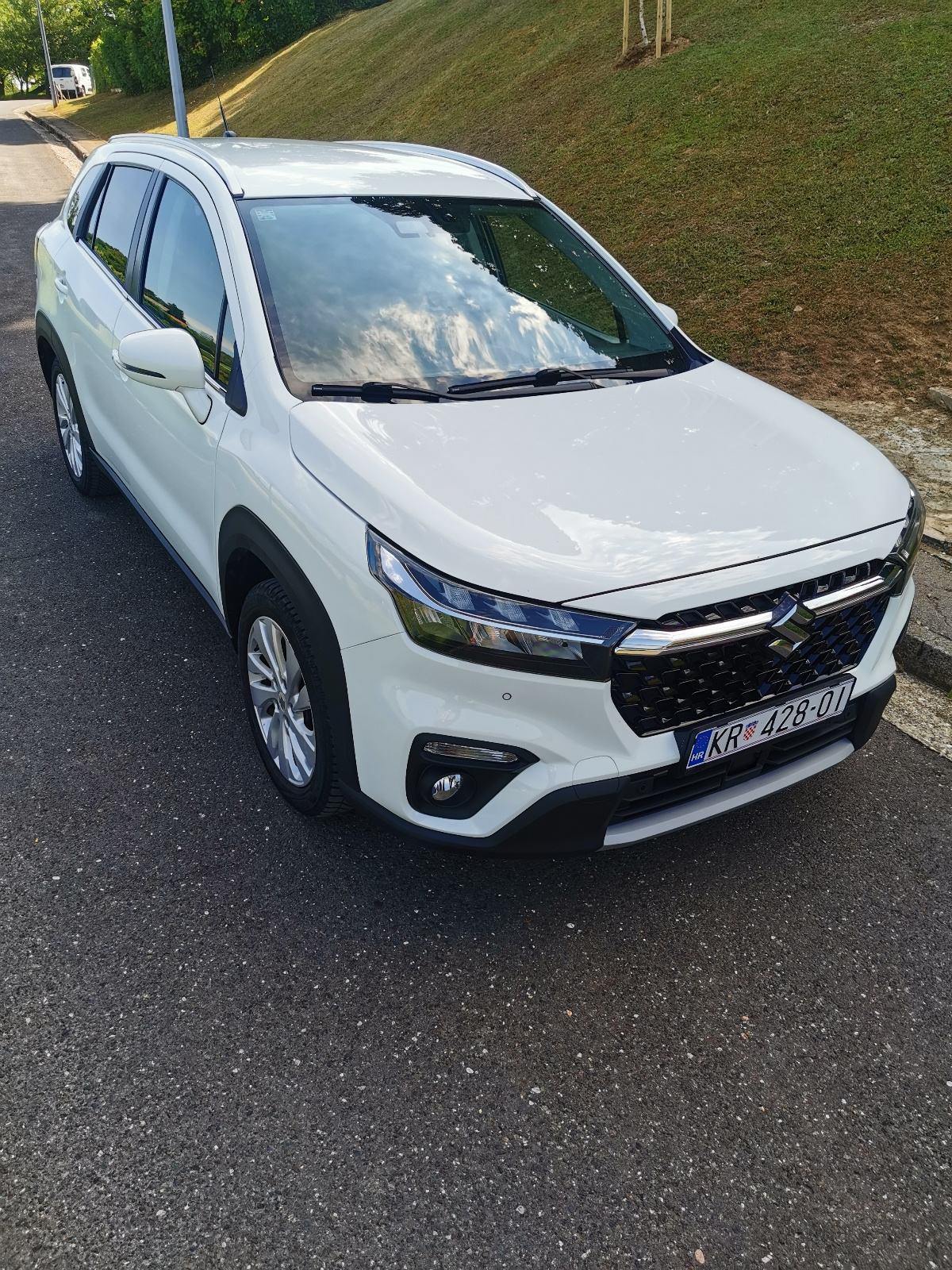 Suzuki SX4 S-Cross 1,4 automatik 4x4 *71600 km*, fotografija 5