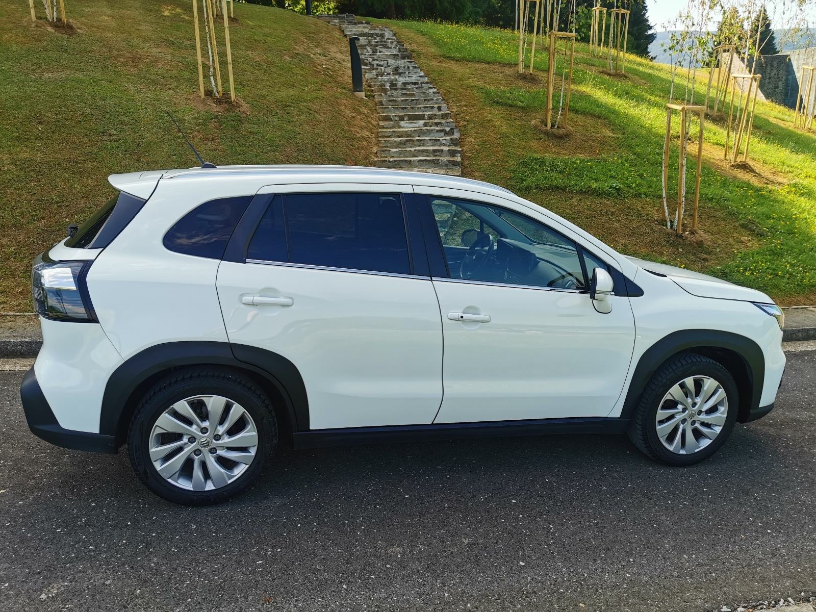 Suzuki SX4 S-Cross 1,4 automatik 4x4 *71600 km*, fotografija 6