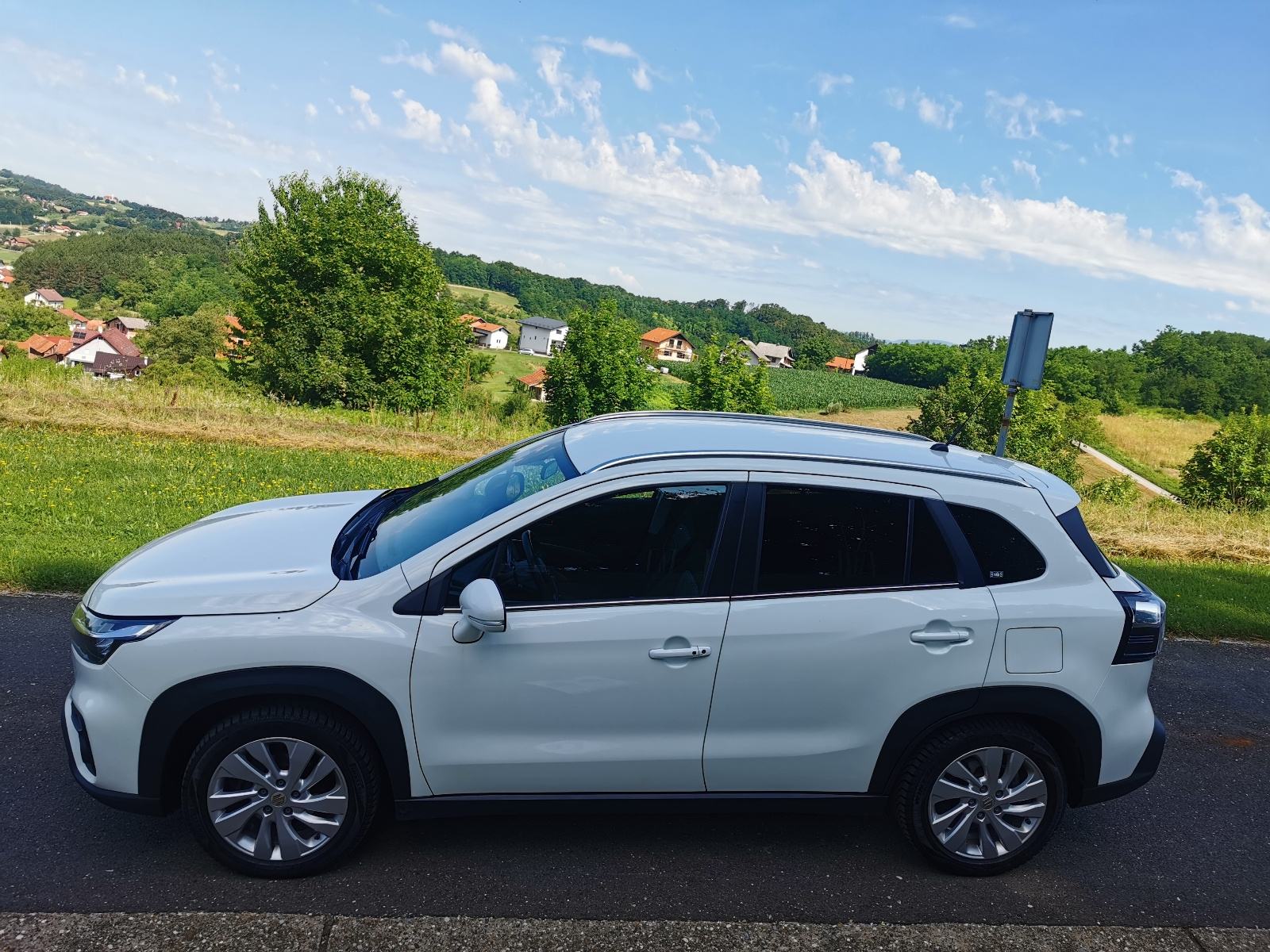 Suzuki SX4 S-Cross 1,4 automatik 4x4 *71600 km*, fotografija 11