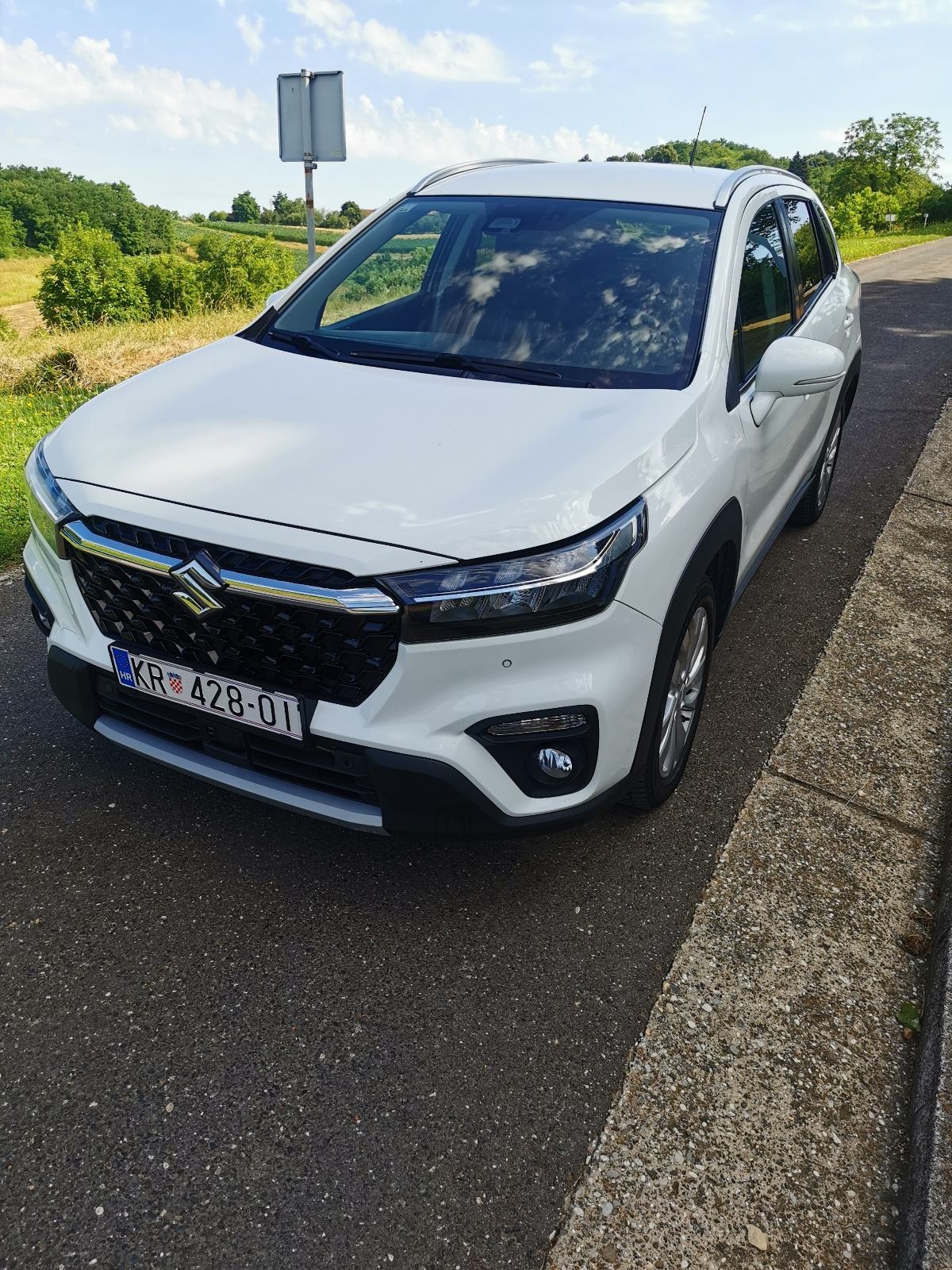 Suzuki SX4 S-Cross 1,4 automatik 4x4 *71600 km*, fotografija 18