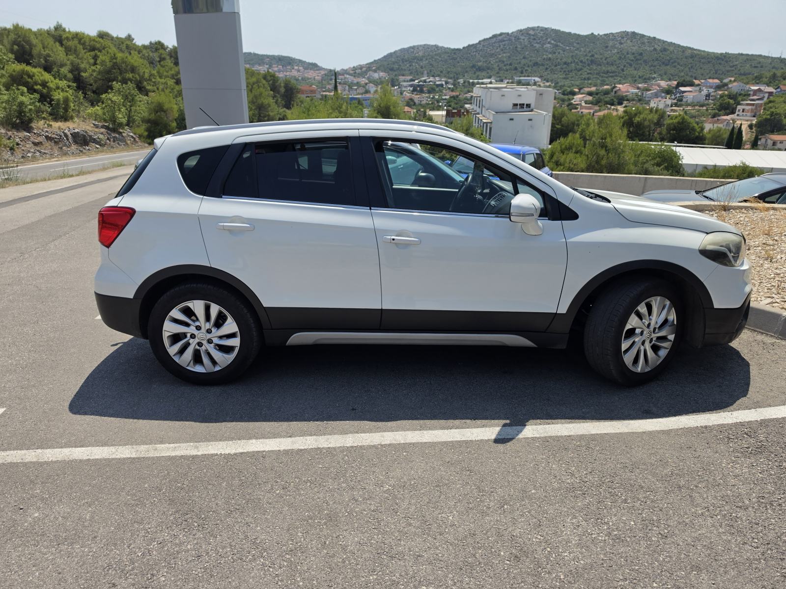 Suzuki SX4 S-Cross 1.4 INFO VLASNIKA 091 952 2742, fotografija 9