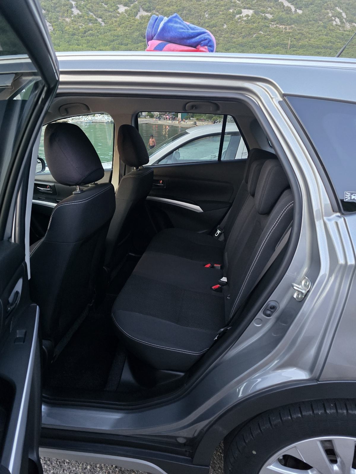 Suzuki SX4 S-Cross 1,4, fotografija 15