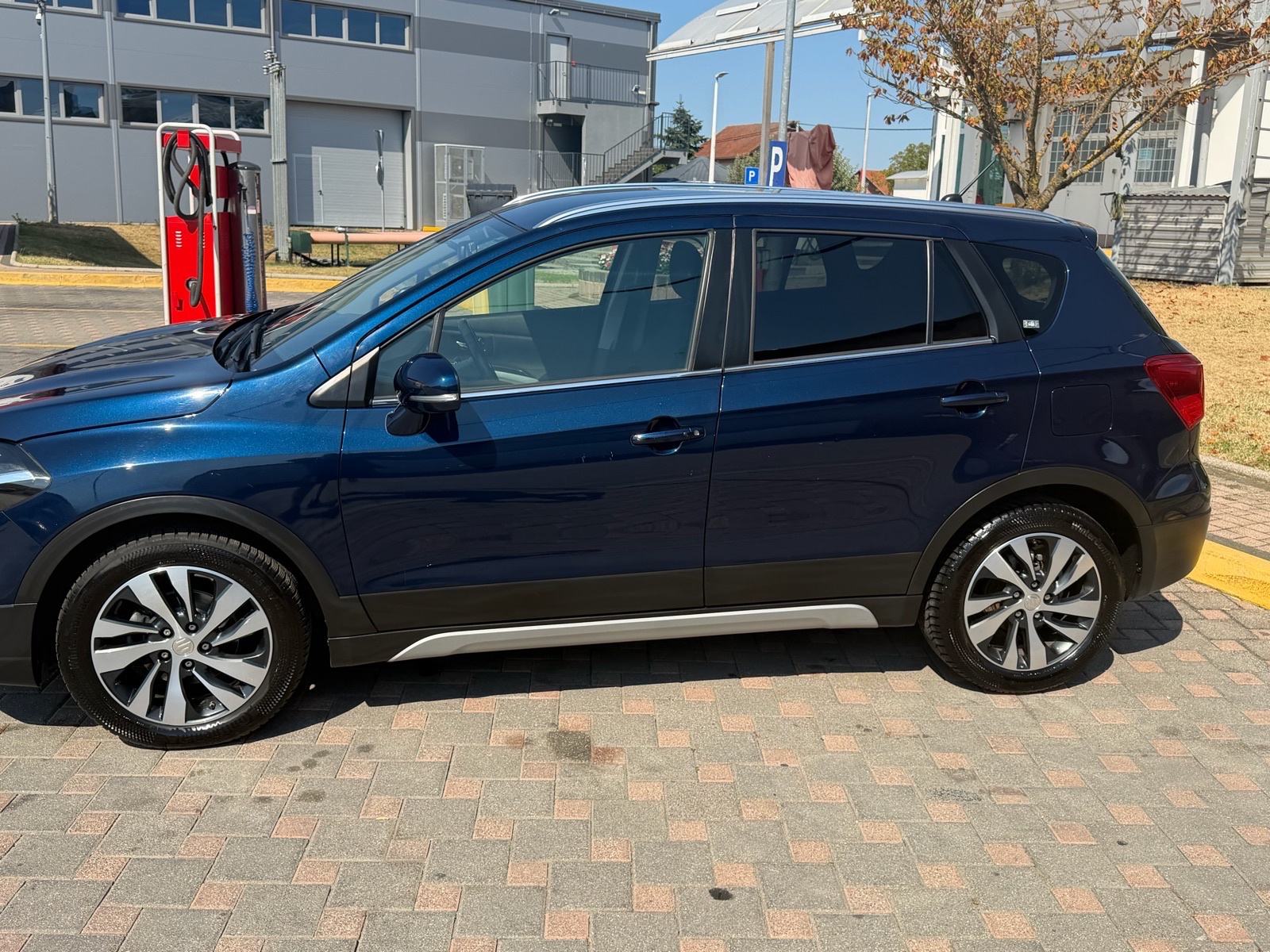 Suzuki SX4 S-Cross 1.4, fotografija 10