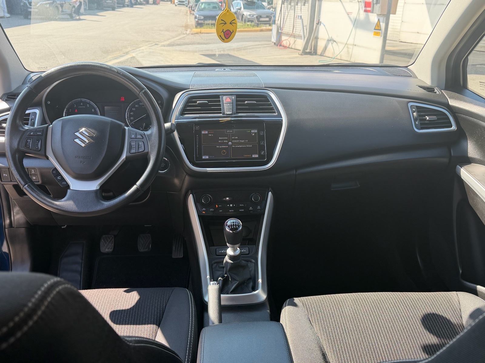 Suzuki SX4 S-Cross 1.4, fotografija 11