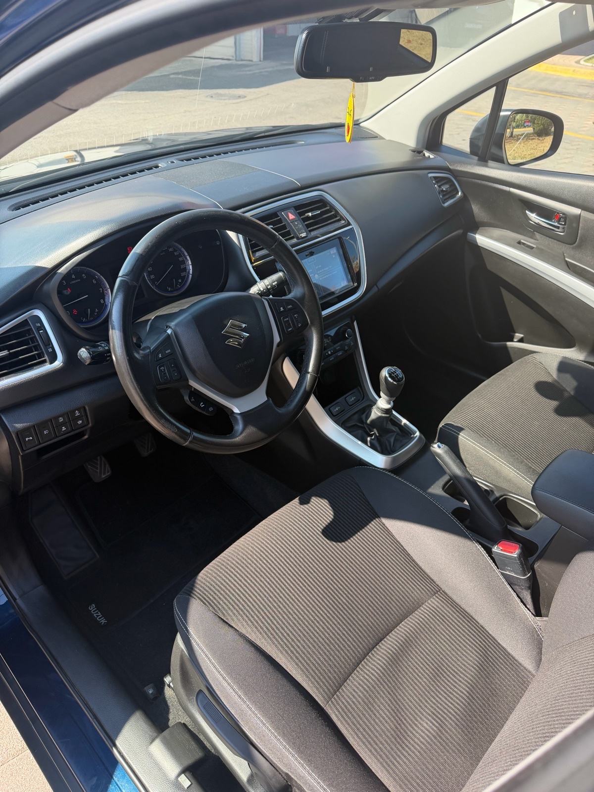 Suzuki SX4 S-Cross 1.4, fotografija 14