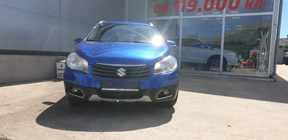 Suzuki SX4 S-Cross 1,6, fotografija 6