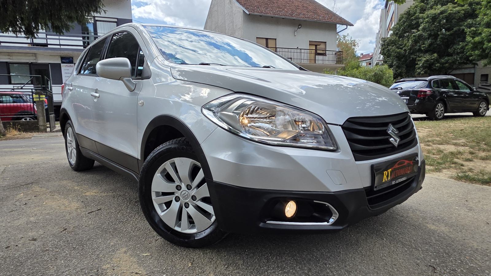 Suzuki SX4 S-Cross 1,6 DDiS, 1vl, servisna, klima, alu, tempo, ODLIČAN, fotografija 4