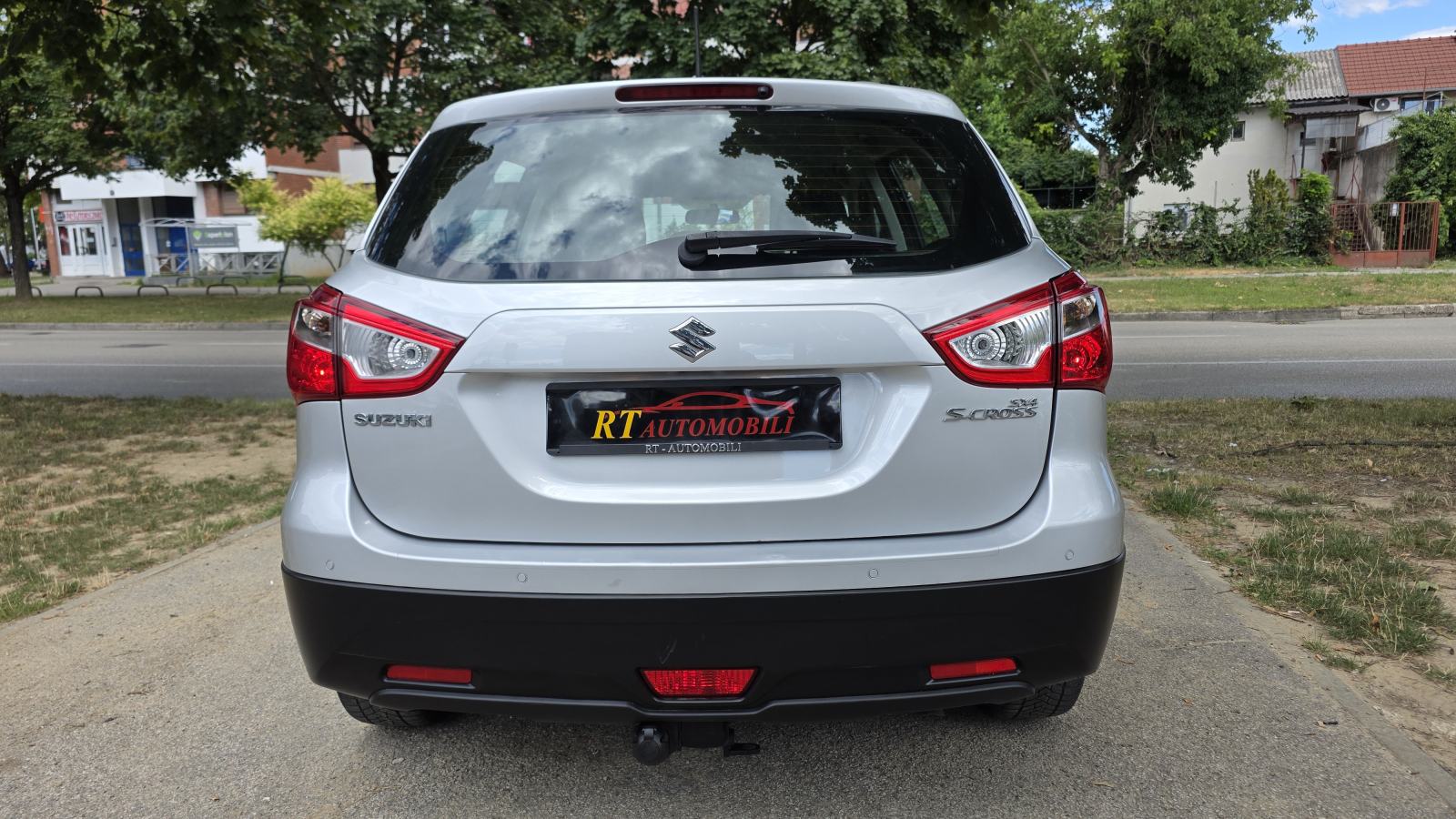 Suzuki SX4 S-Cross 1,6 DDiS, 1vl, servisna, klima, alu, tempo, ODLIČAN, fotografija 6
