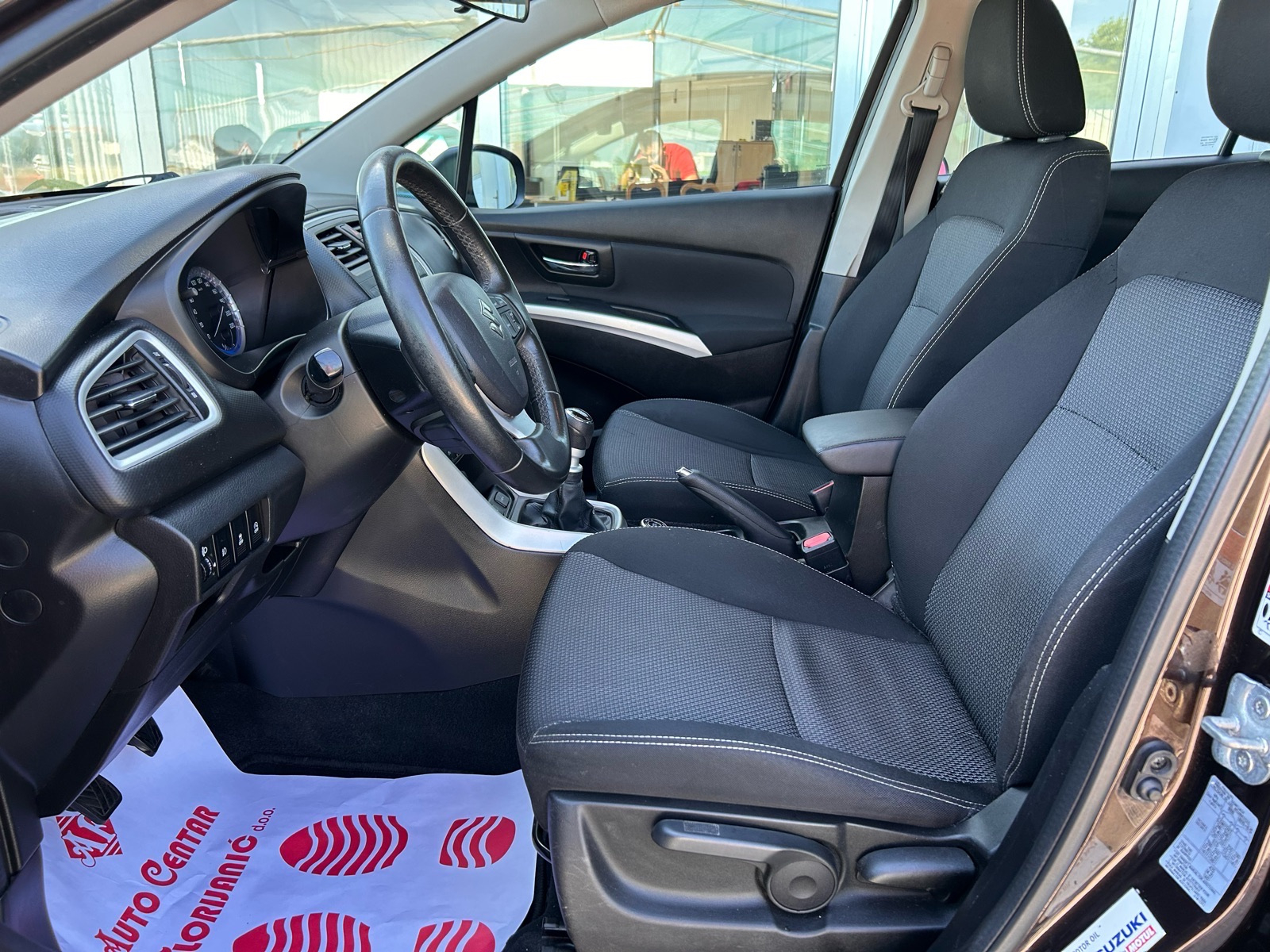 Suzuki SX4 S-Cross 1,6 DDIS 4x4 2014.,reg:23.1.2027.,SERVISNA,GRIJ SJE, fotografija 11