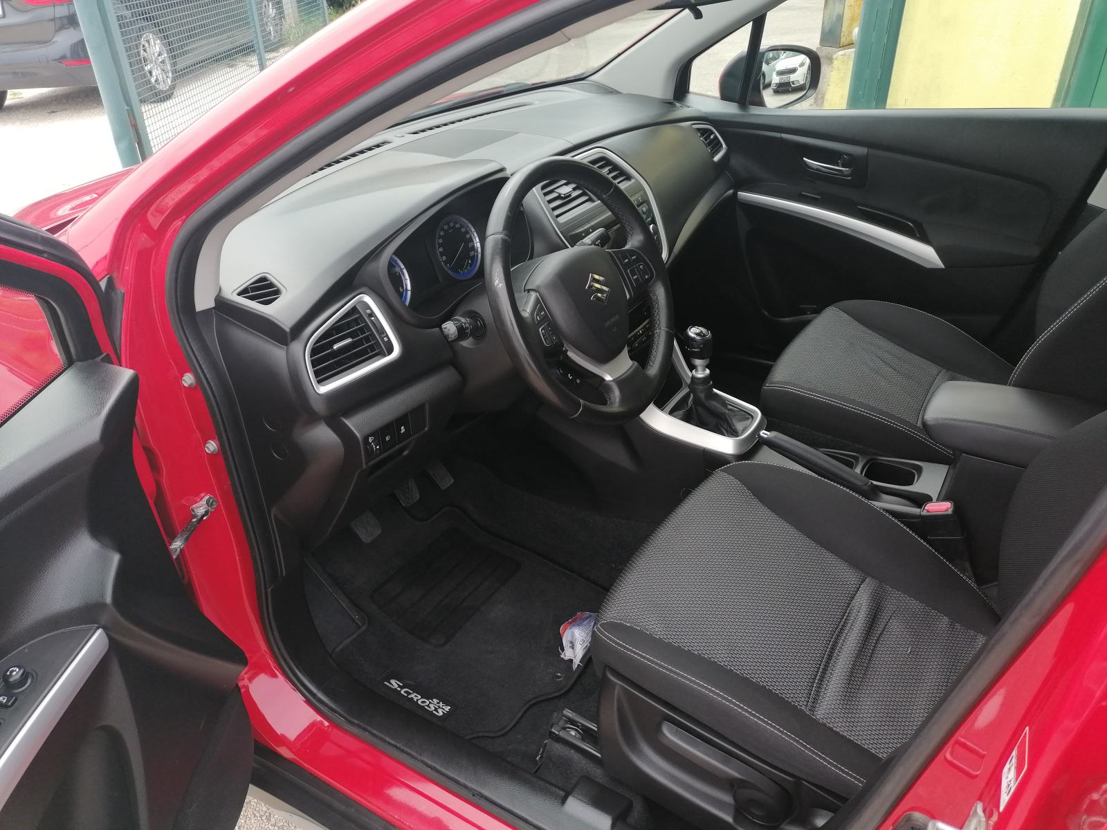 Suzuki SX4 S-Cross 1,6 DDIS REG.07/27, fotografija 8