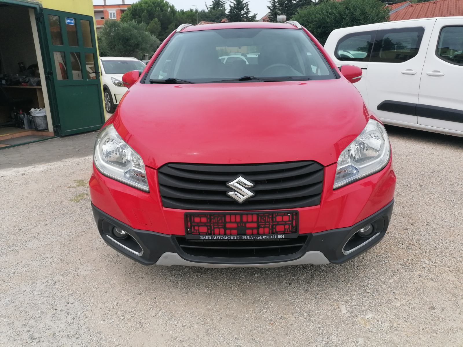 Suzuki SX4 S-Cross 1,6 DDIS REG.07/27, fotografija 3