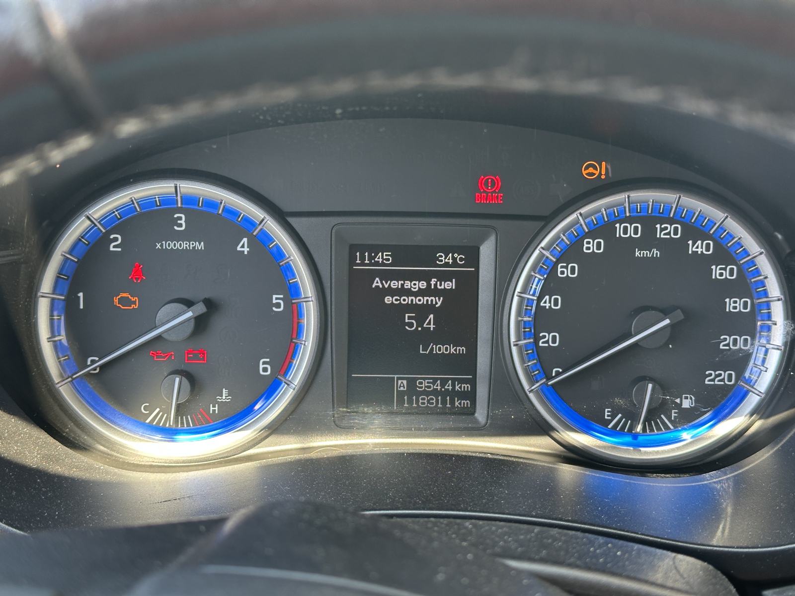 Suzuki SX4 S-Cross 1,6 Diesel, vlasnik 5 godina 118 tkm reg god. dana, fotografija 5