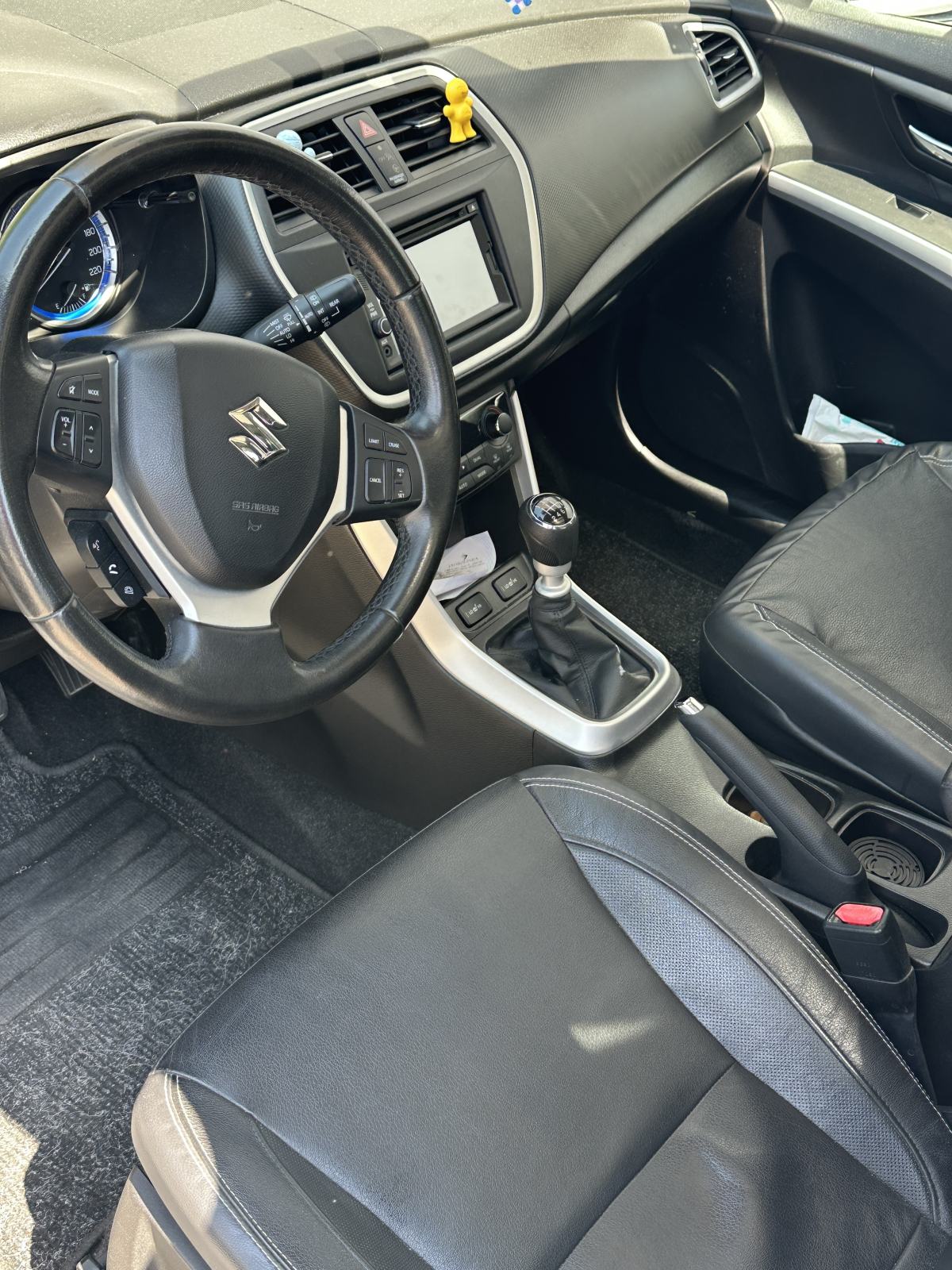 Suzuki SX4 S-Cross 1,6 Diesel, vlasnik 5 godina 118 tkm reg god. dana, fotografija 7