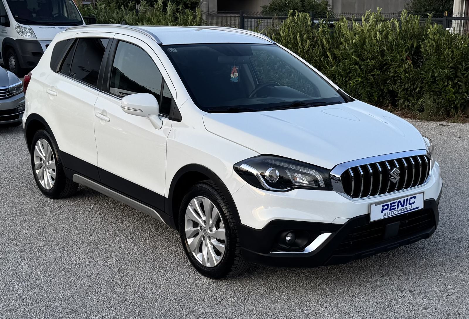 Suzuki SX4 S-Cross AUTOMATIK = 110 000 km = Kupljen nov u HR, fotografija 3