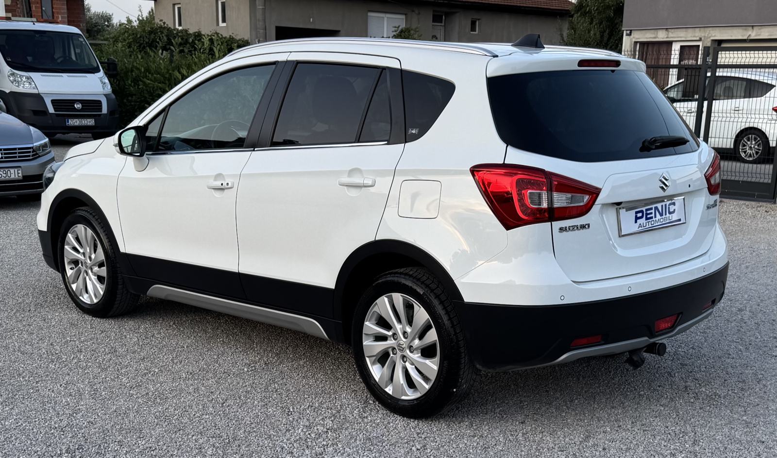 Suzuki SX4 S-Cross AUTOMATIK = 110 000 km = Kupljen nov u HR, fotografija 6