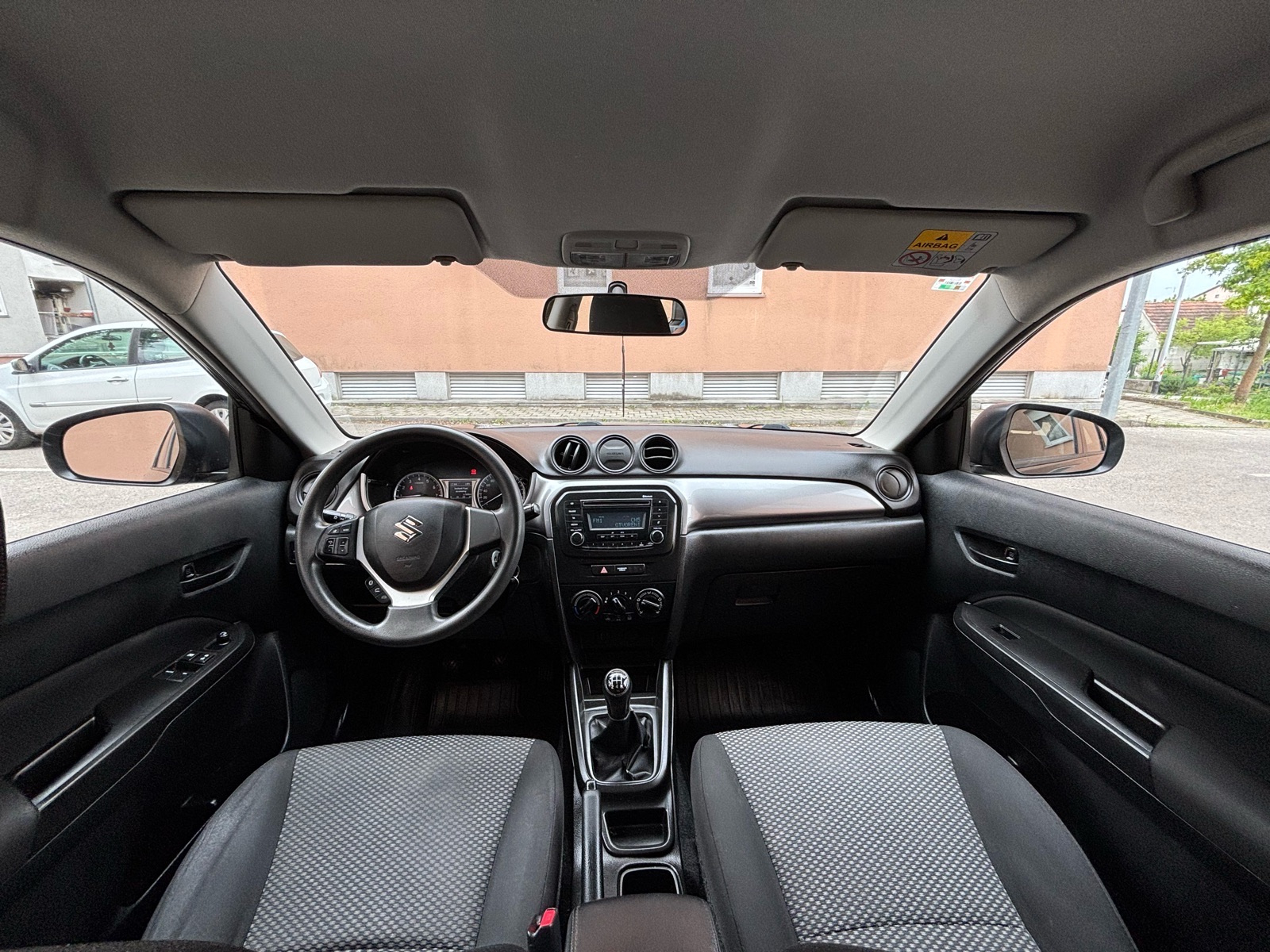 Suzuki Vitara 1,0 Gl Hr auto,servisna knjižica, fotografija 7