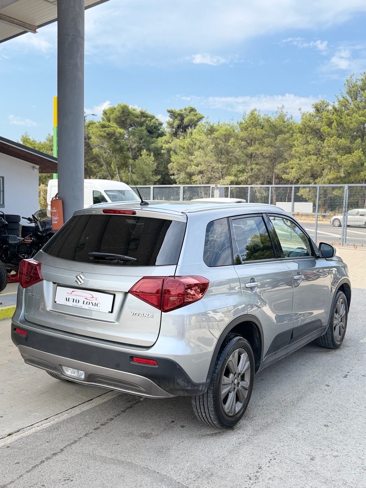 SUZUKI VITARA 1.0 *PREMIUM*FACELIFT*HR VOZILO*, fotografija 7