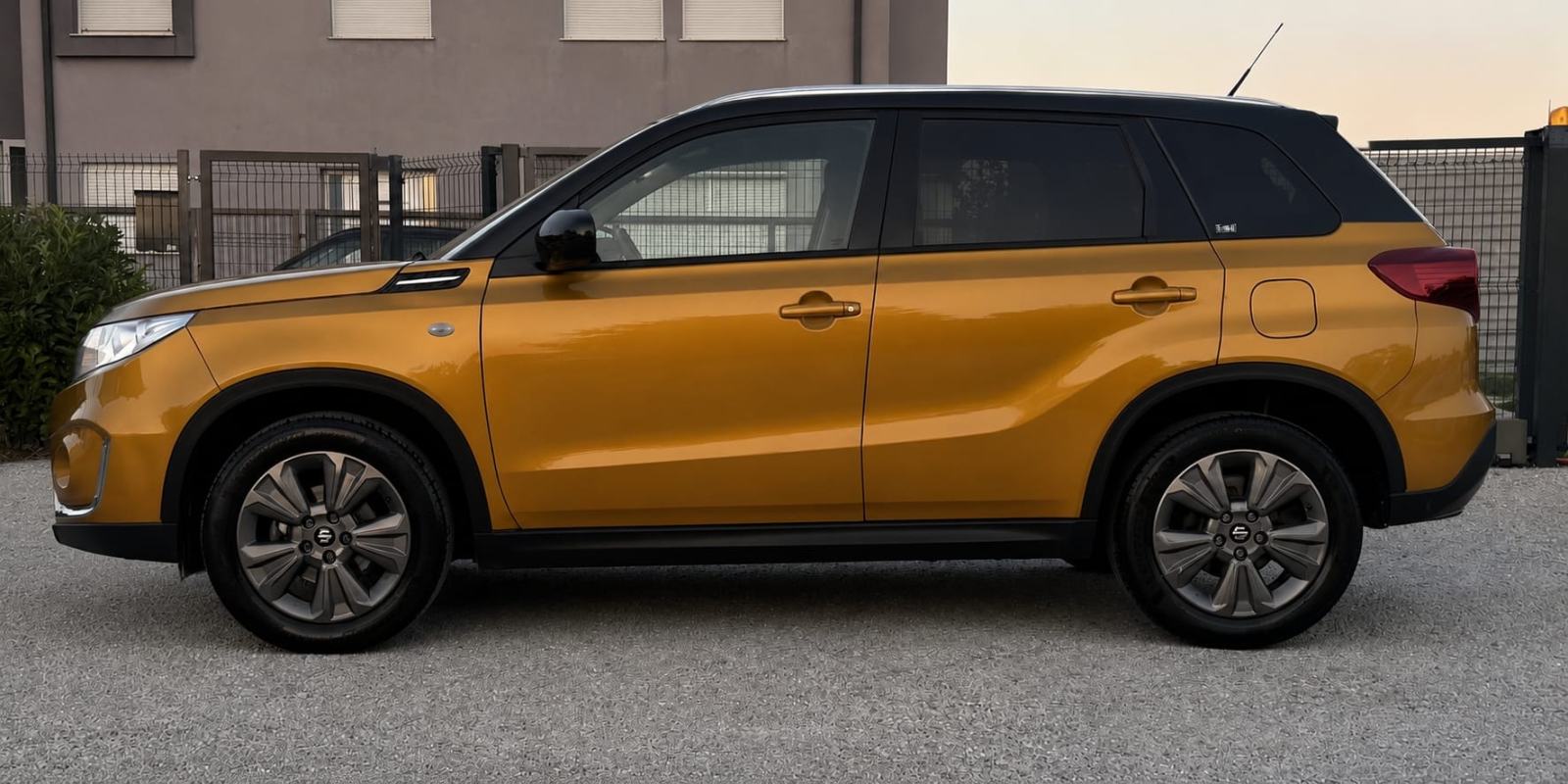 Suzuki Vitara 1,4 = 117 000 km = 1. Vlasnik - Kupljen nov u HR, fotografija 7