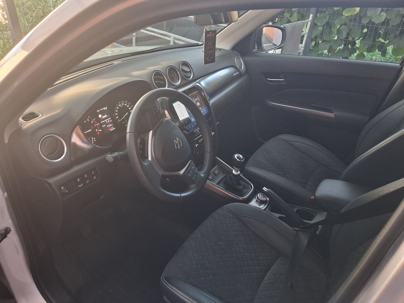 Suzuki Vitara 1,4 ELEGANC 4WD HYBRID, fotografija 13