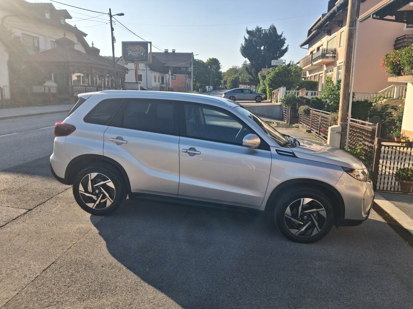 Suzuki Vitara 1,4 ELEGANC 4WD HYBRID, fotografija 1