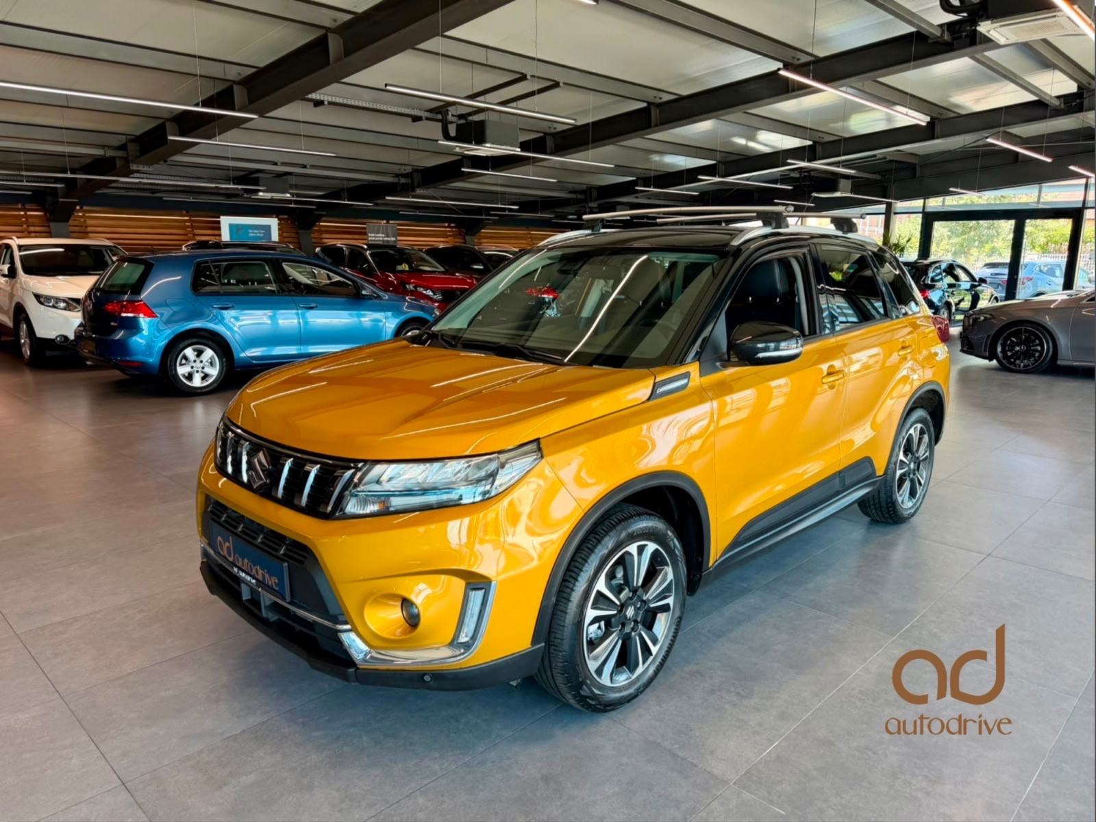 Suzuki Vitara 1,4 4WD HYBRID • NAVI • SERVISNA • KAMERA • LEASING, fotografija 1