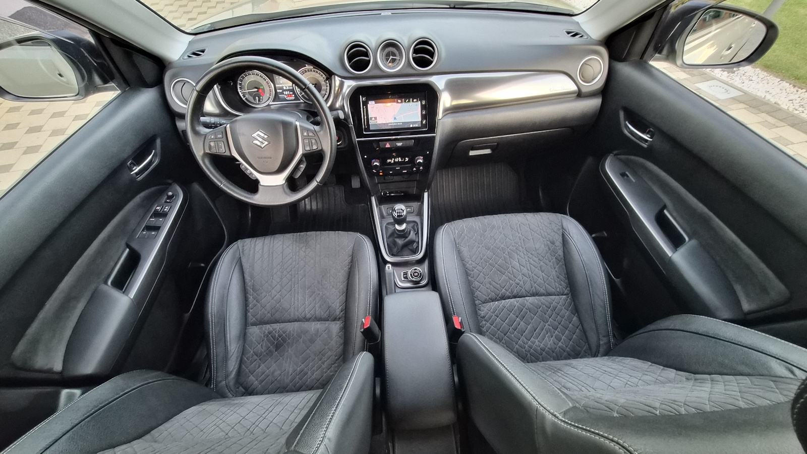 Suzuki Vitara 1,4 benz. ALLGRIP - GLX+ - 1.VLASNIK -, fotografija 16