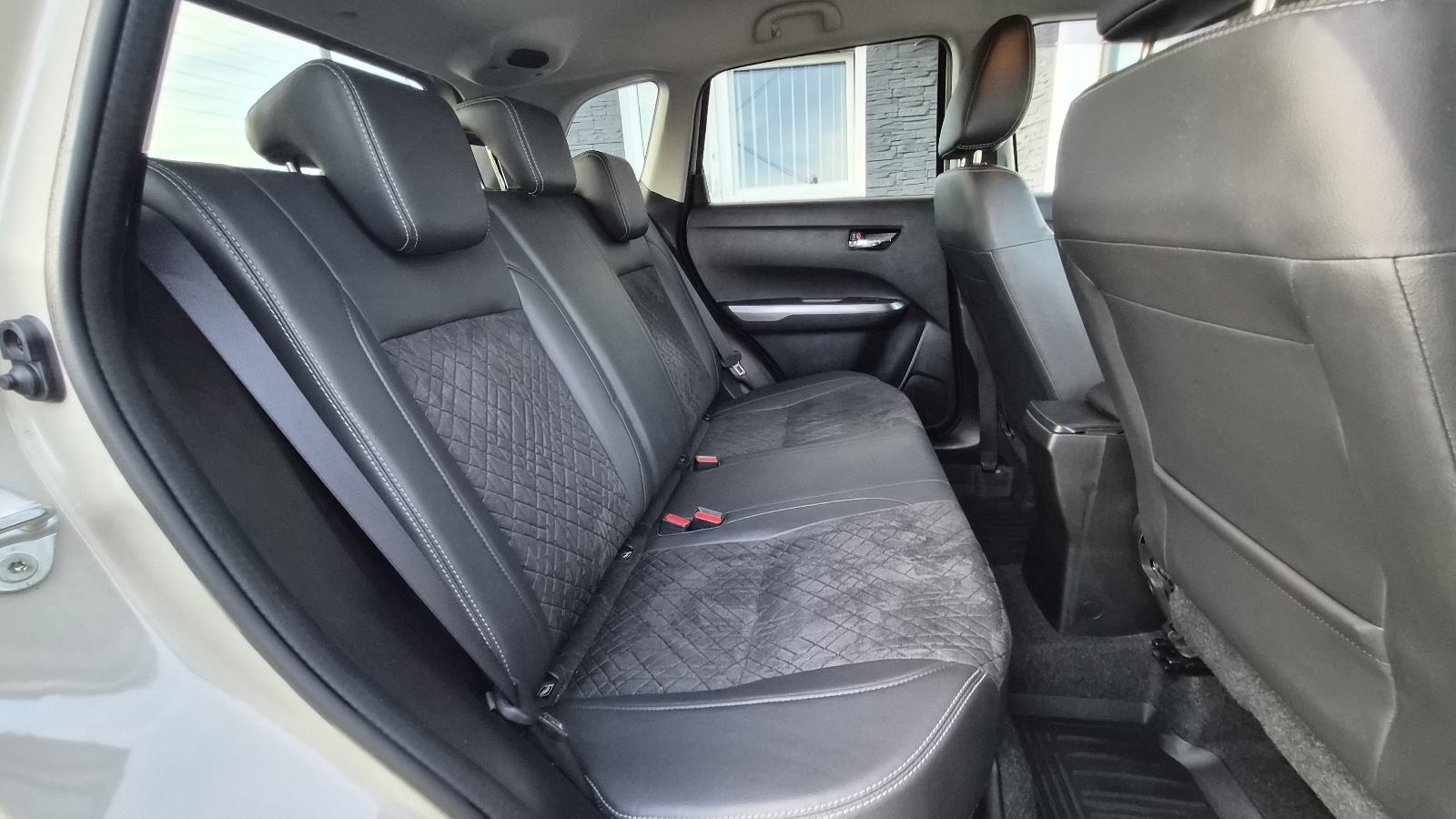 Suzuki Vitara 1,4 benz. ALLGRIP - GLX+ - 1.VLASNIK -, fotografija 15