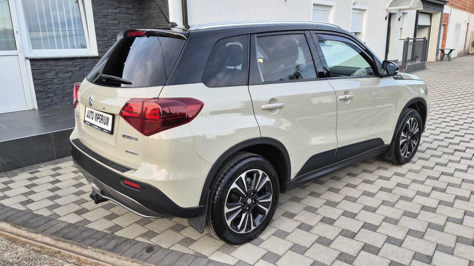 Suzuki Vitara 1,4 benz. ALLGRIP - GLX+ - 1.VLASNIK -, fotografija 9