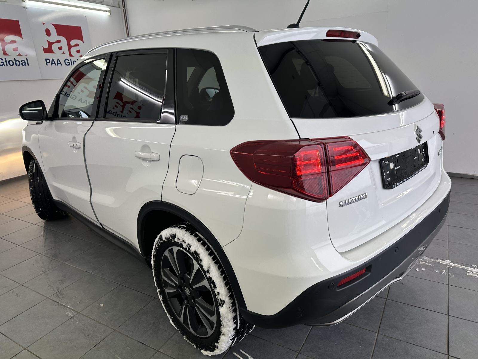 Suzuki Vitara 1.4 BOOSTERJET S 103KW.NAVI.GRE.SEDEŽEV.128.000 KM, fotografija 2