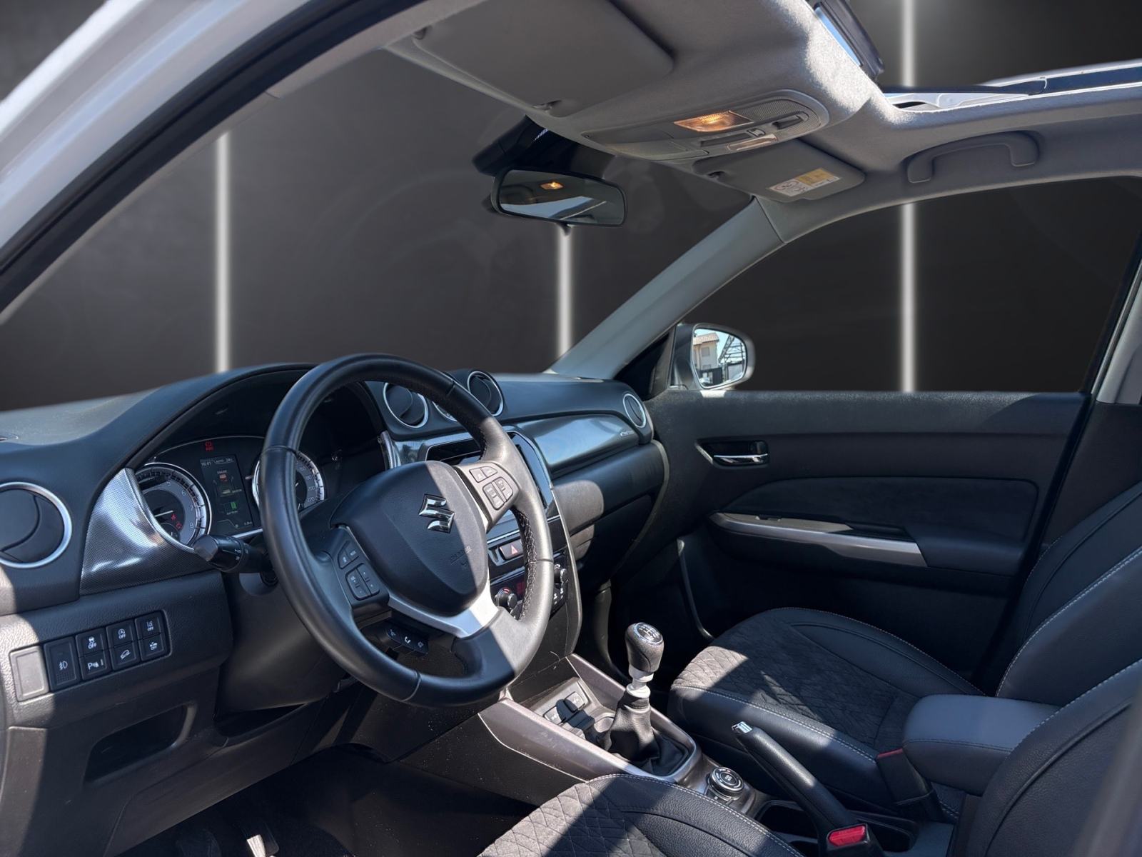 Suzuki Vitara 1.4 Boosterjet 4x4 LED NAVI KROV PROZ KAMERA, fotografija 6