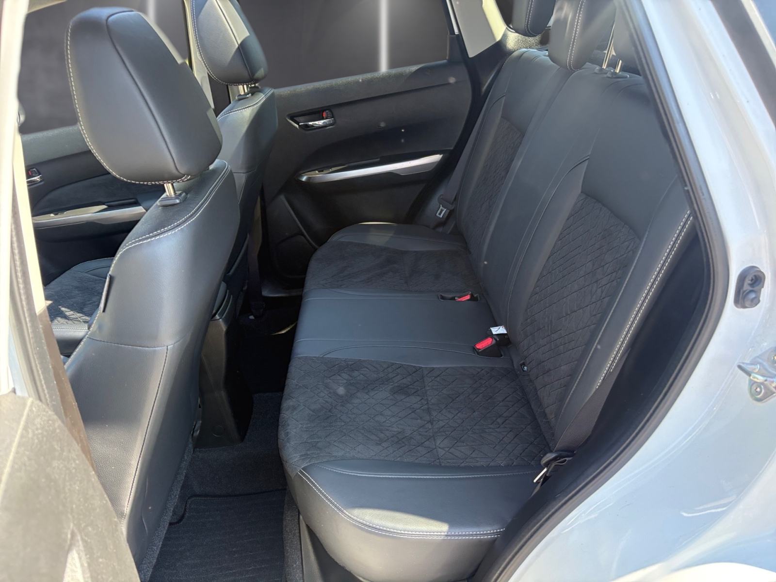 Suzuki Vitara 1.4 Boosterjet 4x4 LED NAVI KROV PROZ KAMERA, fotografija 8