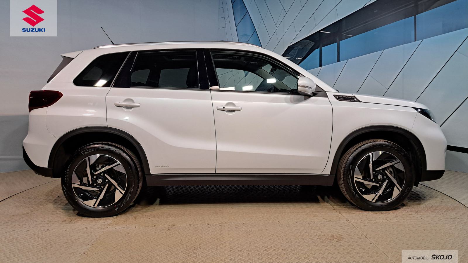 Suzuki Vitara 1,4 Elegance+ 2WD Hybrid Automatik, fotografija 3