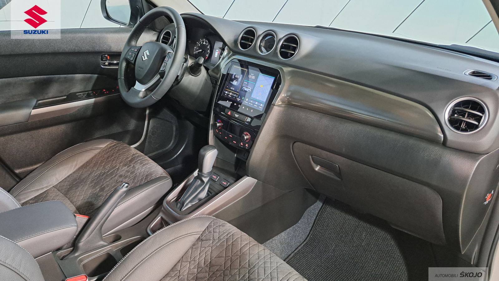 Suzuki Vitara 1,4 Elegance+ 2WD Hybrid Automatik, fotografija 12