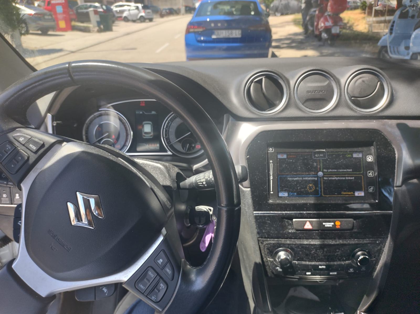 Suzuki Vitara 1,4 GL+ 2021. reg. do 6/2027, fotografija 3