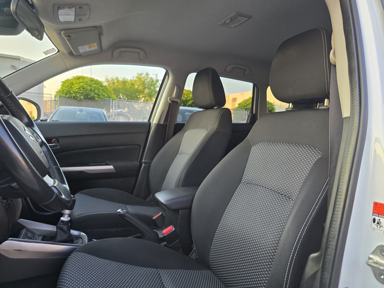 SUZUKI VITARA 1.4 GL HYBRID *99 000 KM *HR AUTO* 2022 * Prvi vlasnik *, fotografija 17