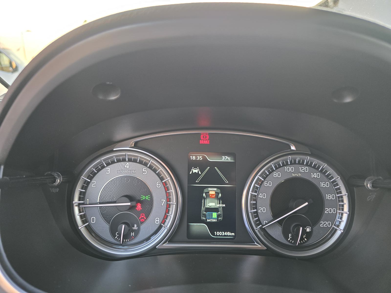 SUZUKI VITARA 1.4 GL HYBRID *99 000 KM *HR AUTO* 2022 * Prvi vlasnik *, fotografija 15