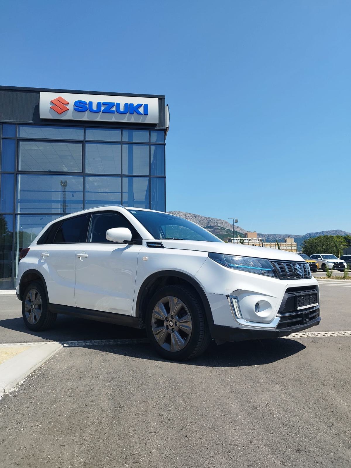 Suzuki Vitara 1,4 GL+ Hybrid 2021., fotografija 13