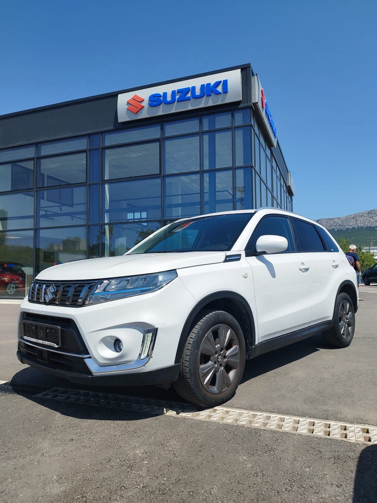 Suzuki Vitara 1,4 GL+ Hybrid 2021., fotografija 11
