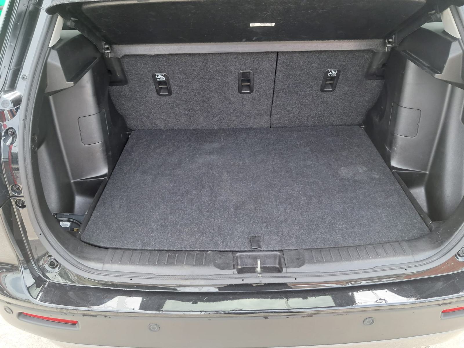 Suzuki Vitara 1,4 GL+ Hybrid 2024. reg. do 08/26, fotografija 7