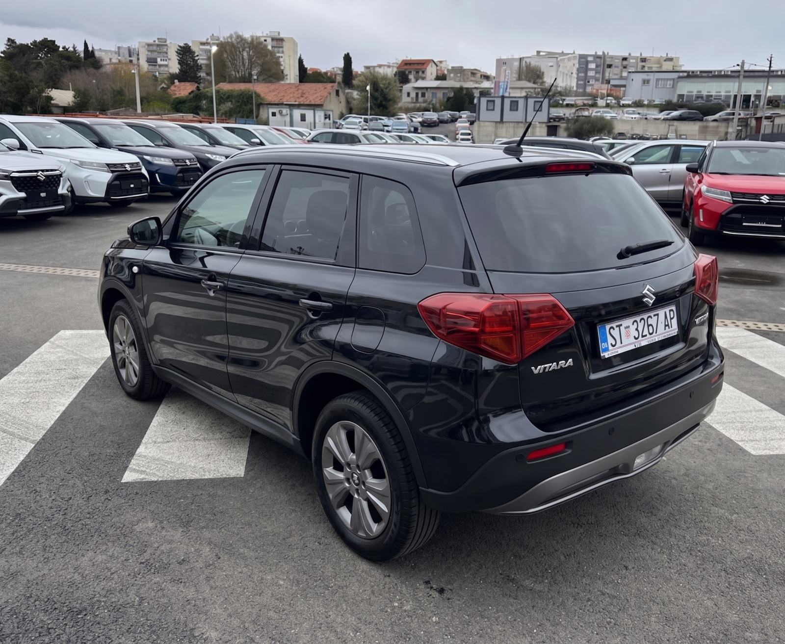 Suzuki Vitara 1,4 GL+ Hybrid 2024. reg. do 08/26, fotografija 2