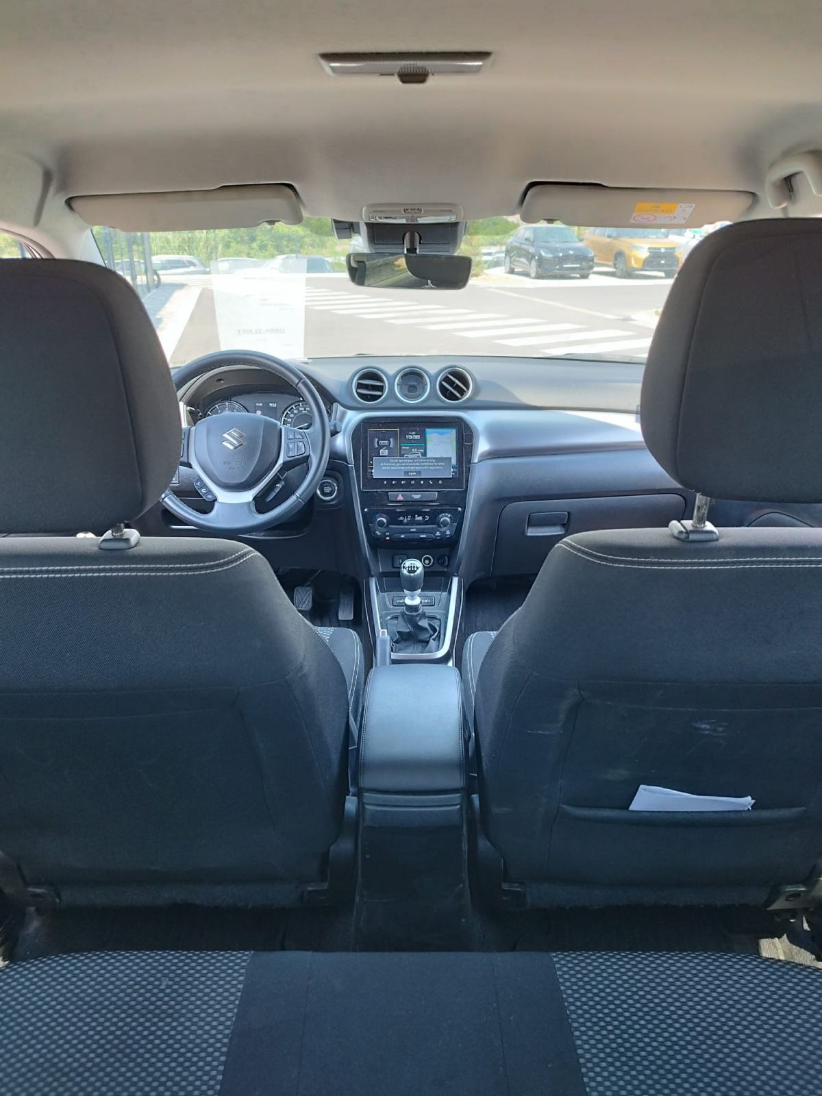 Suzuki Vitara 1,4 GL+ Hybrid 2025. / reg. do 04/27, fotografija 10