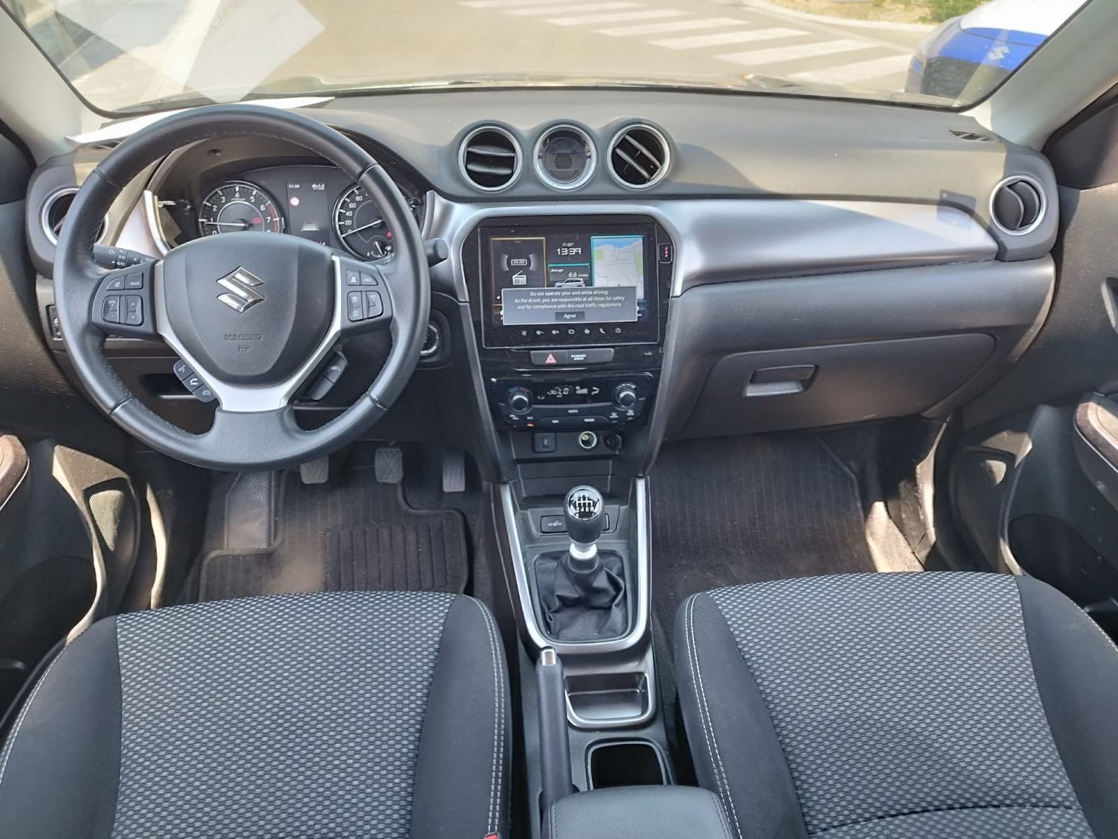 Suzuki Vitara 1,4 GL+ Hybrid 2025. / reg. do 04/27, fotografija 13