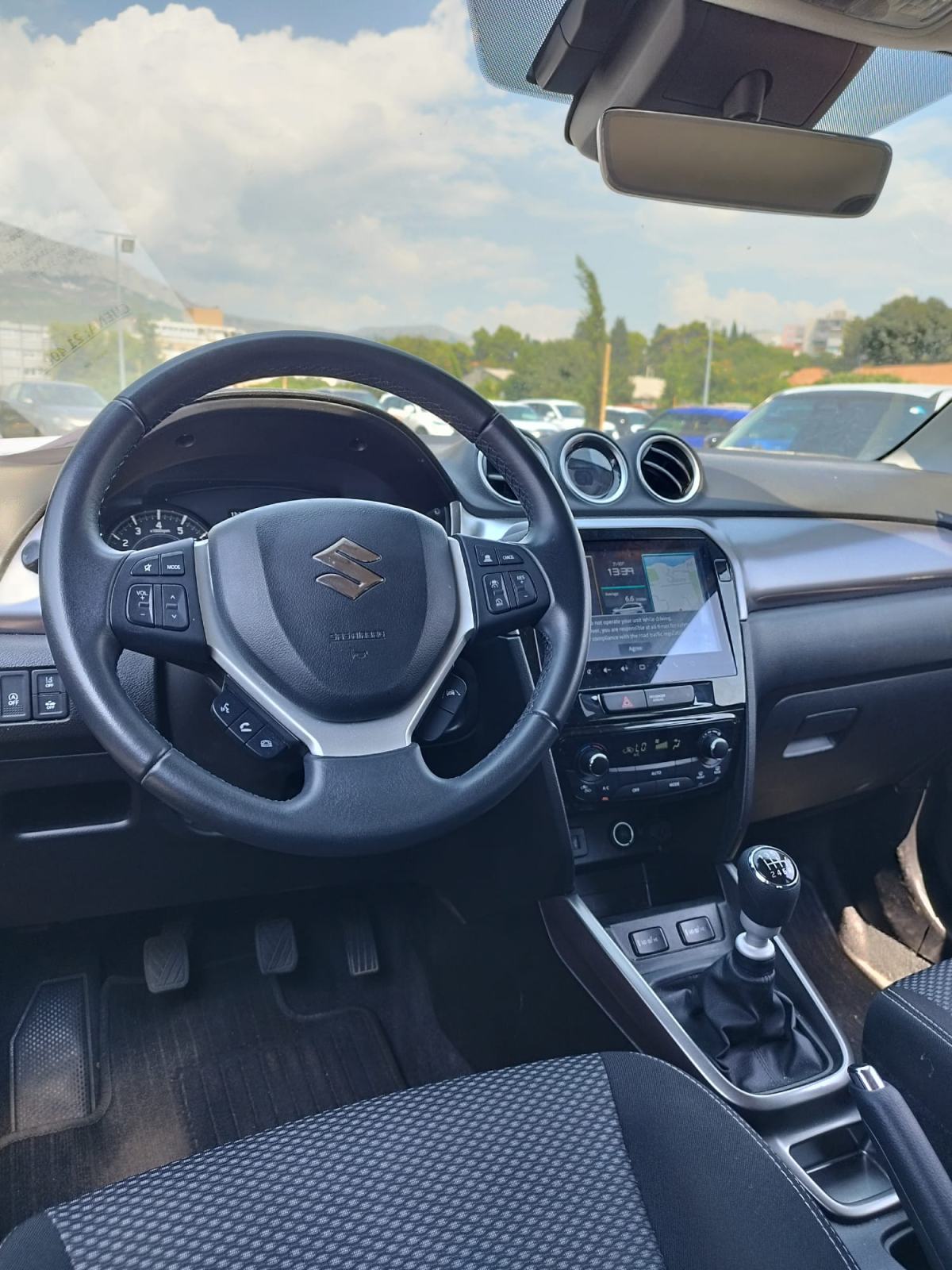Suzuki Vitara 1,4 GL+ Hybrid 2025. / reg. do 04/27, fotografija 15