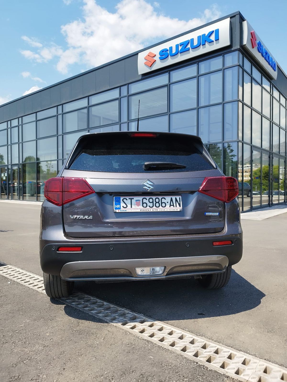 Suzuki Vitara 1,4 GL+ Hybrid 2025. / reg. do 04/27, fotografija 2