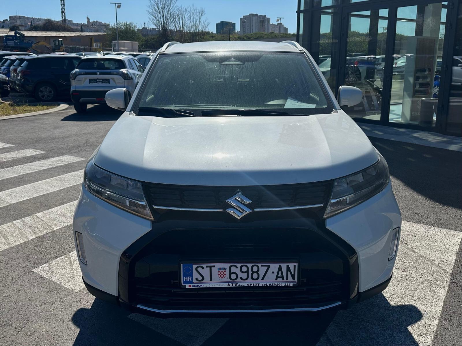 Suzuki Vitara 1,4 GL+ HYBRID reg. do 04/2027, fotografija 2