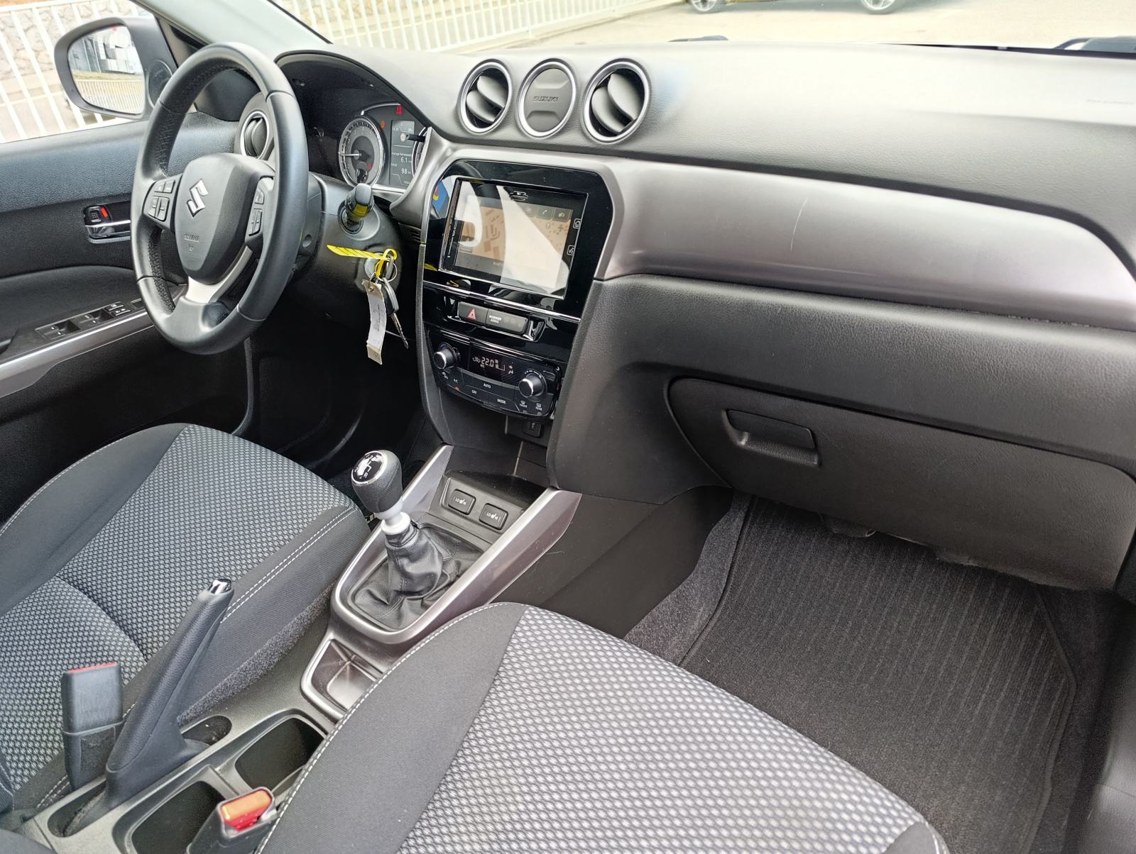 Suzuki Vitara 1.4 GL+, LED svjetla, tempomat, automatska klima,jamstvo, fotografija 11