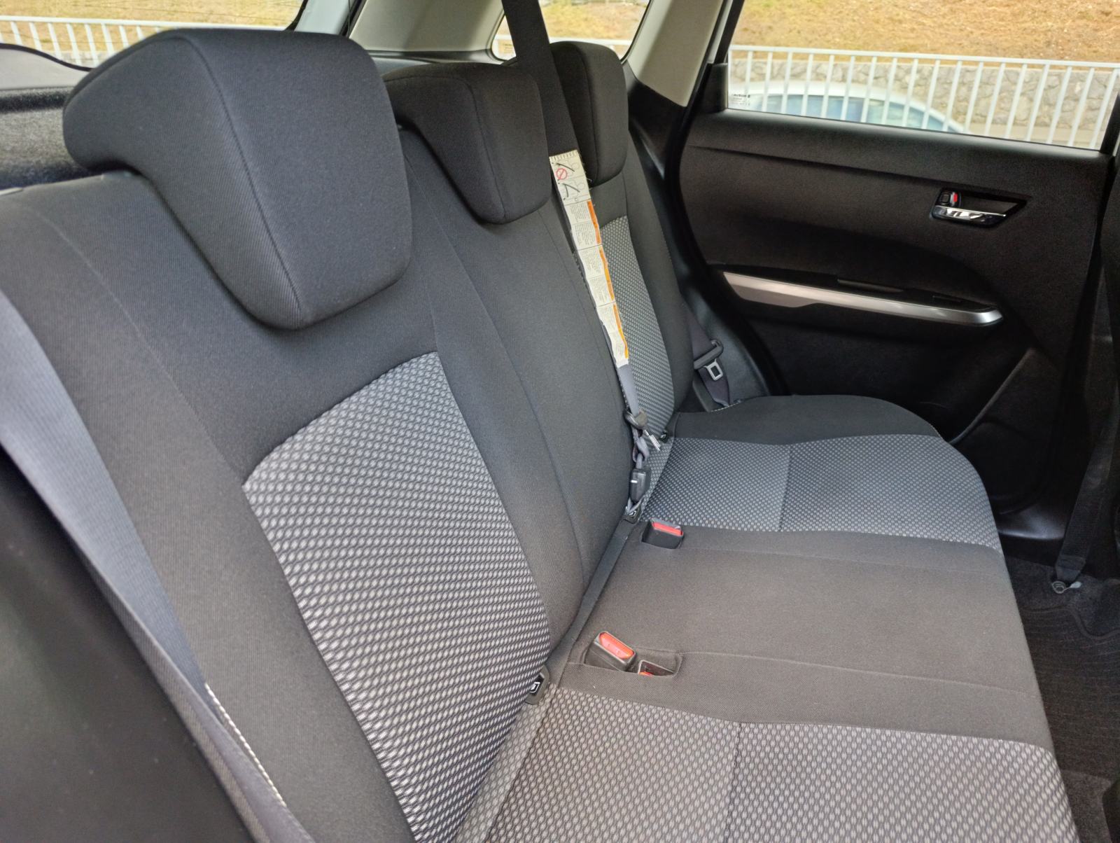 Suzuki Vitara 1.4 GL+, LED svjetla, tempomat, automatska klima,jamstvo, fotografija 13