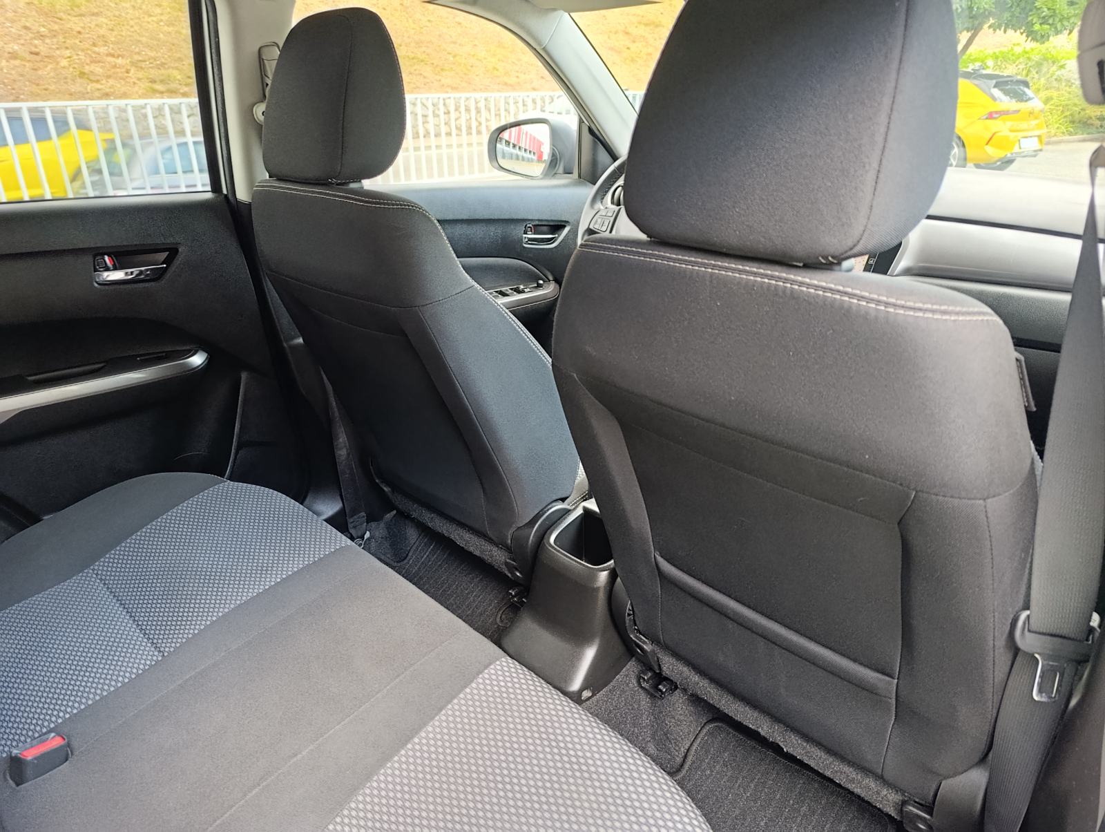Suzuki Vitara 1.4 GL+, LED svjetla, tempomat, automatska klima,jamstvo, fotografija 14